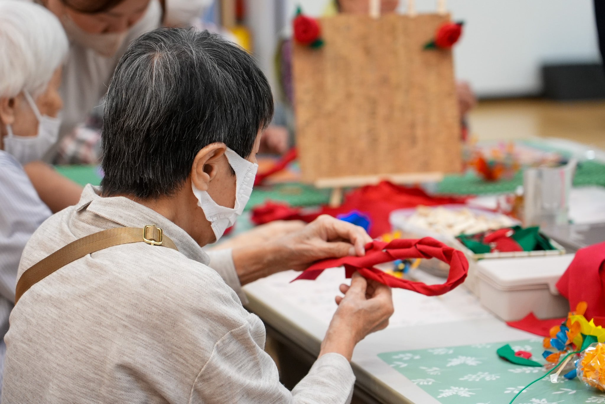 体験ブースで作品作りを楽しむお客様