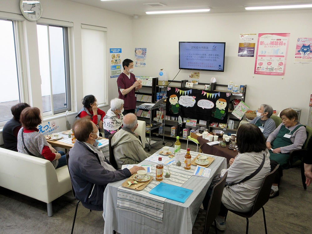4月_認知症カフェの様子